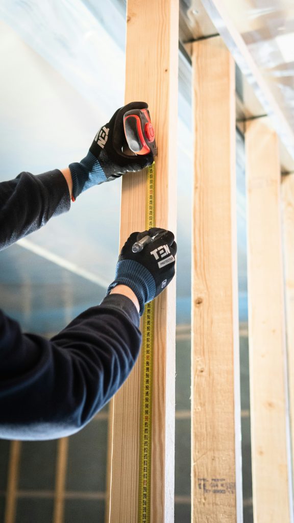 Vermessung eines Fensterrahmens